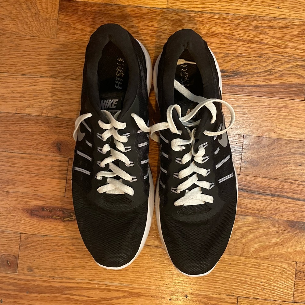 Nike Lunarstelos Shoes